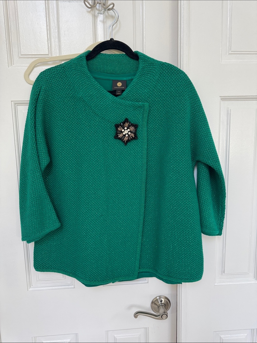 JM Collection Emerald Green Textured Open-Front Cardigan with Decorative Brooch